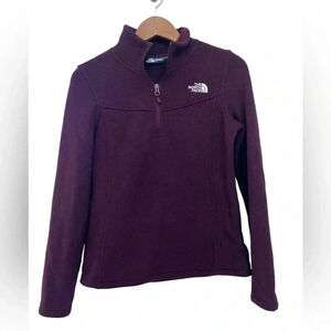 The North Face Women’s 1/4 Zip Fleece Pullover Burgundy Color